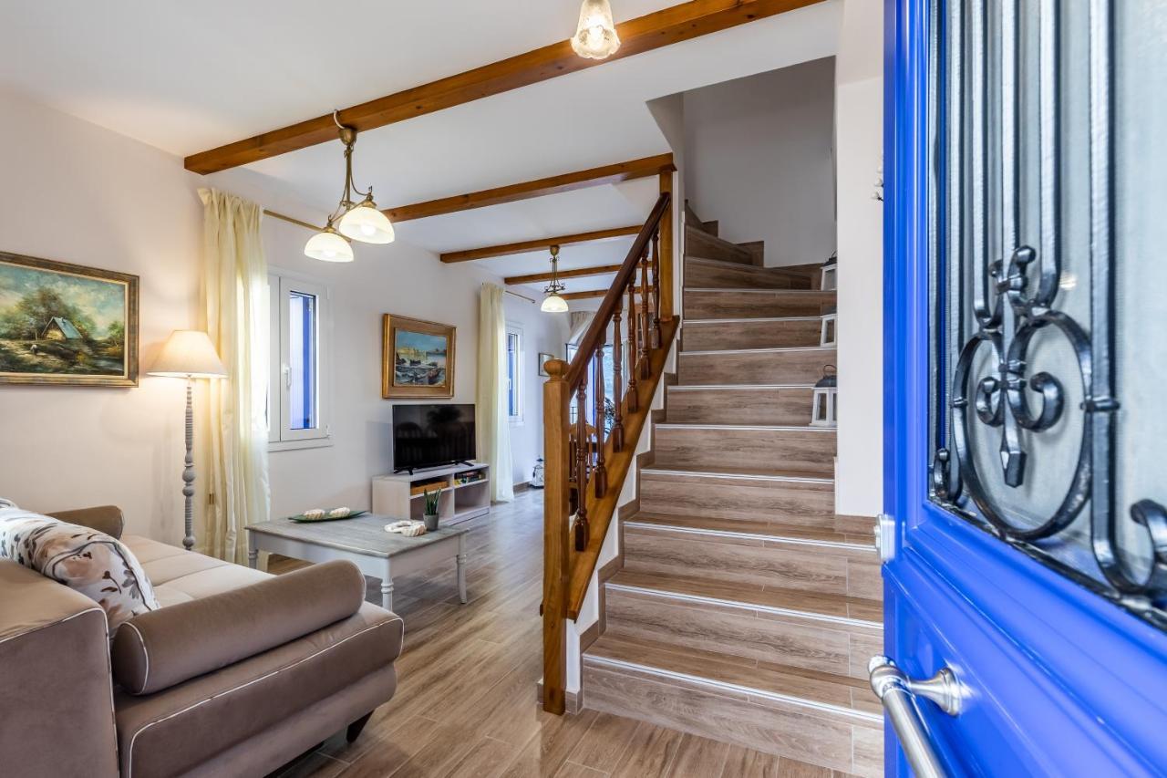 הוילה סקופלוס טאון Sun Nest House מראה חיצוני תמונה